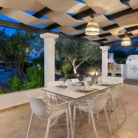 Villa Le Soleil De - Luxury With Swim